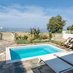 Sea And Sun Luxury Pools' Villa *