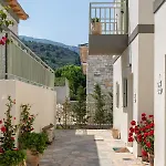 Sea And Sun Luxury Pools' וילה