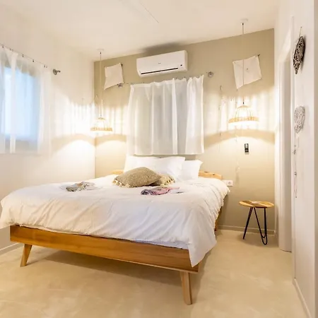 Sea And Sun Luxury Pools' Villa Chorefton