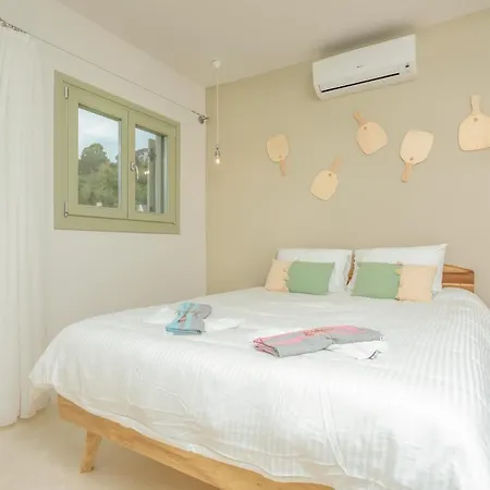 Sea And Sun Luxury Pools' Chorefton