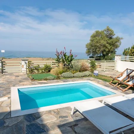 Sea And Sun Luxury Pools' Chorefton