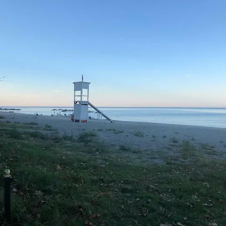 Sea And Sun Luxury Pools'